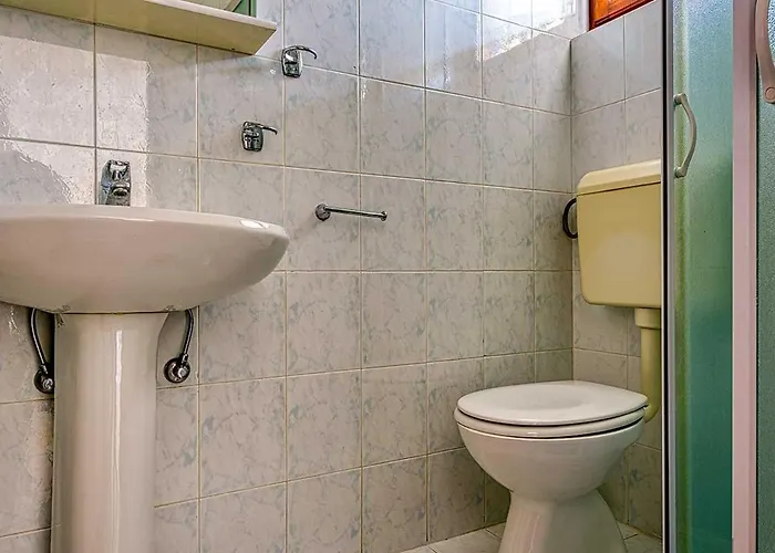 Apartamento Marina 2 With Shared Pool *